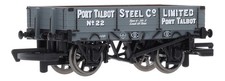 R6739 Hornby OO Gauge 3 Plank Wagon 'Port Talbot Steel Co Ltd' (Pre-Owned)