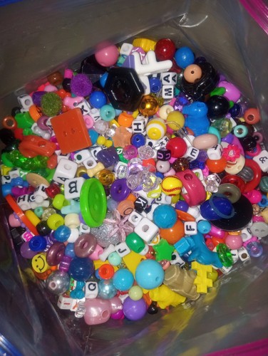5 Lbs Bag Of Crafting Beads Clean Unused Good Variety Bracelet Necklace beads - Bild 6 von 11