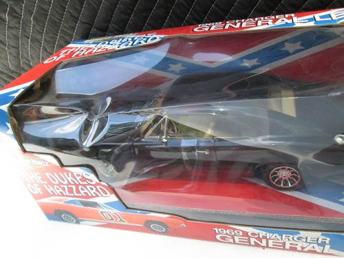 1969 DODGE CHARGER BLACK CHASE GENERAL LEE 1/18 NEW - Picture 3 of 10