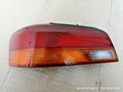 Toyota Corolla Levin AE101 AE111 BZR BZG BZV Rücklicht LH ICHIKOH 7406L GEBRA...