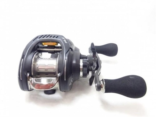 Daiwa 18 Girion TWHLC1516 7.3 Right Bait Reel Used - Picture 3 of 10