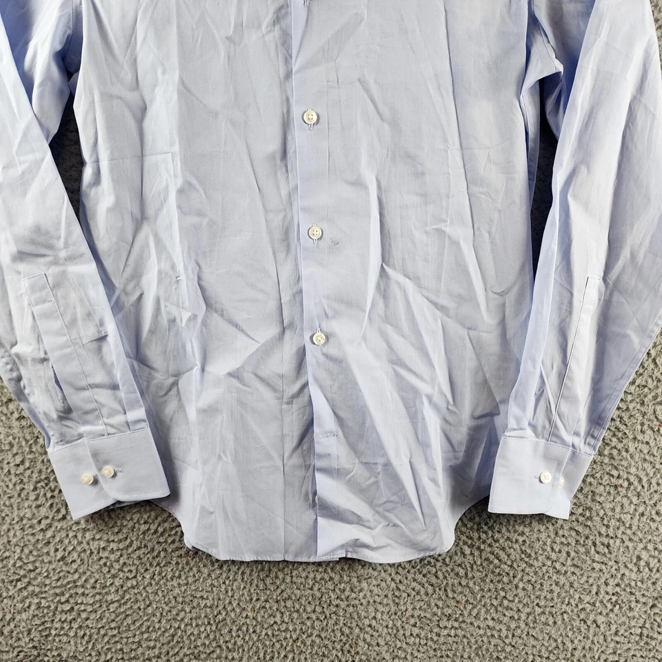 Camisa de vestir ajustada elástica The Men's Store at Bloomingdale's 14,5R azul claro Foto 2 de 4