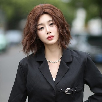 Middle Part Short Curly Wig Synthetic Heat Resistant Full Head Wig Natural