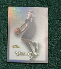 VINCE CARTER - NBA HOF - 2000-01 FLEER SHOWCASE BASE CARD # 1 - TORONTO RAPTORS