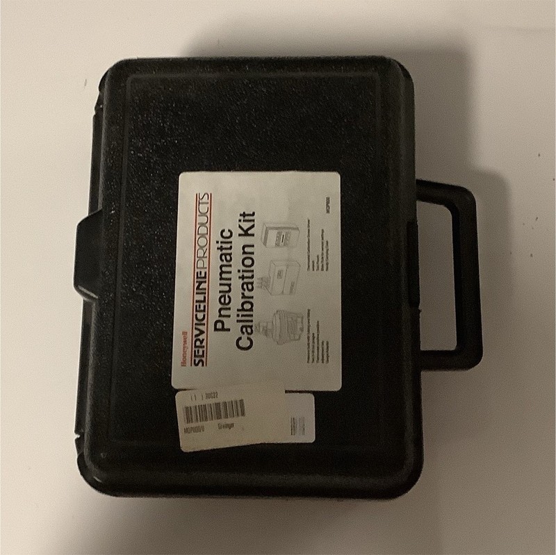 Serviceline Products Pneumatic Calibration Kit with Carrying Case
