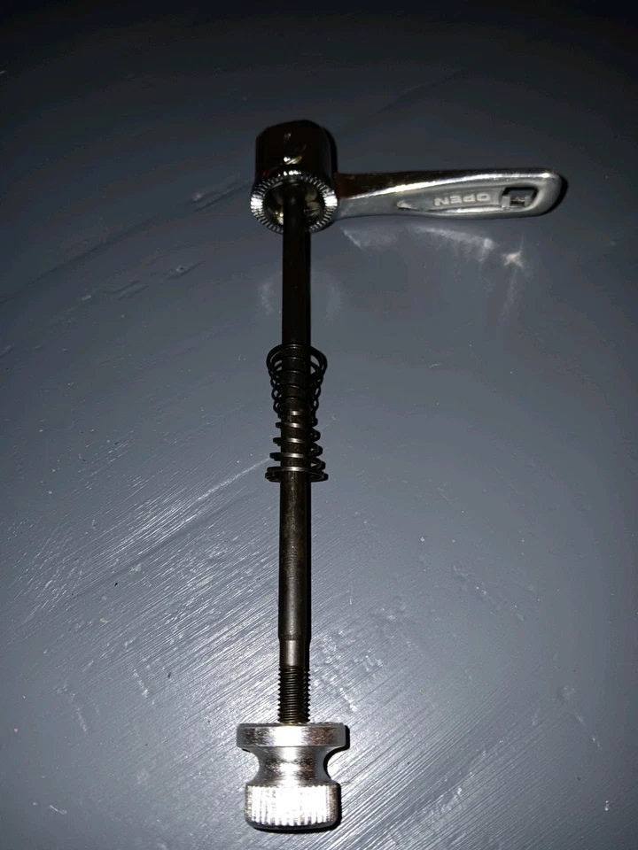 Juego de palancas de liberación rápida Shimano usado Foto 2 de 4