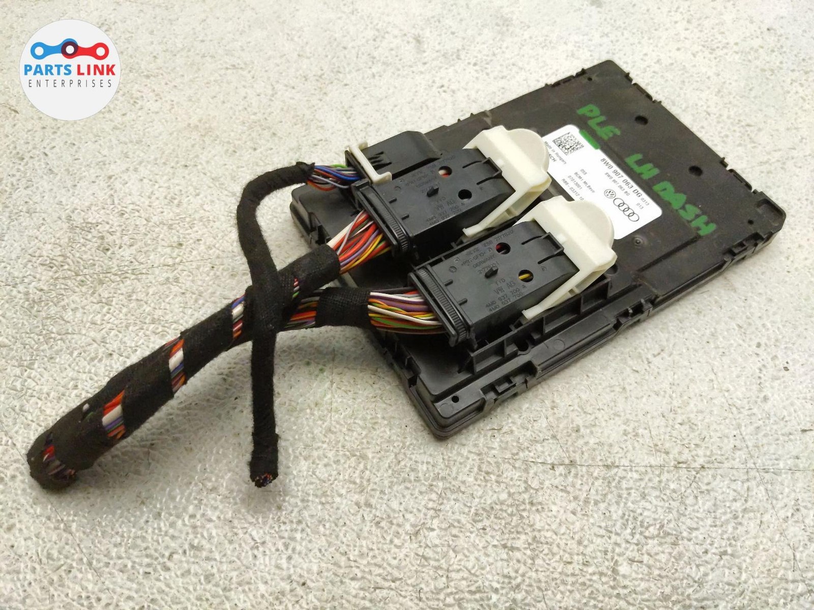 Bentley Bentayga 2016-2020 Body control module P/N 8W0907063DG