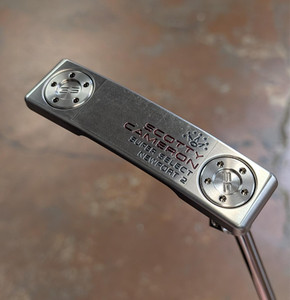 Putter Scotty Cameron Super Select Newport 2 Plus - 34 Pouces, Main Droite, état Excellent