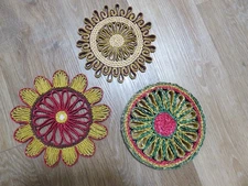 Vintage COLORFUL Woven Trivets Set Colorful Straw Raffia Hot Pad Boho SET OF 3