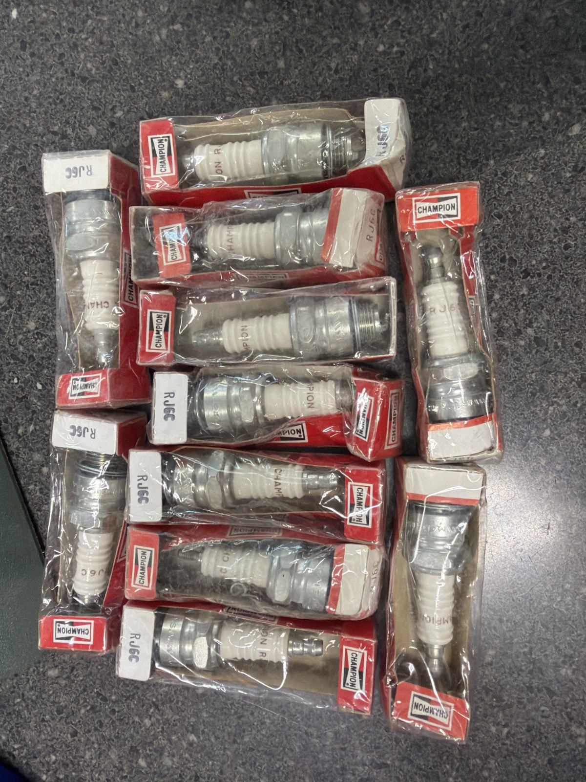Champion Spark Plugs RJ6C