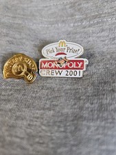 2 pin's McDonald's vintage uniques collector équipage monopole et boutique mystère