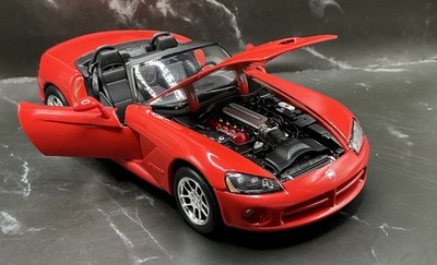 WELLY 2003 DODGE VIPER SRT-10 CONVERTIBLE 1:24 SCALE  RED  NEW