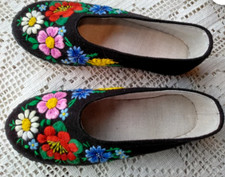 ESTONIAN EMBROIDERED FOLK COSTUME SHOES Hand made Women's 7 EU 37 youth 5-5.5