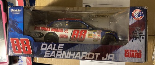 Dale Earnhardt Jr. #88 National Guard 2008 Impala ARC Gold Series 1:24 Limited - Picture 4 of 7
