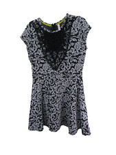 Juniors Xhilaration Size Large Black White Skater Dress Floral Lace Neckline Zip