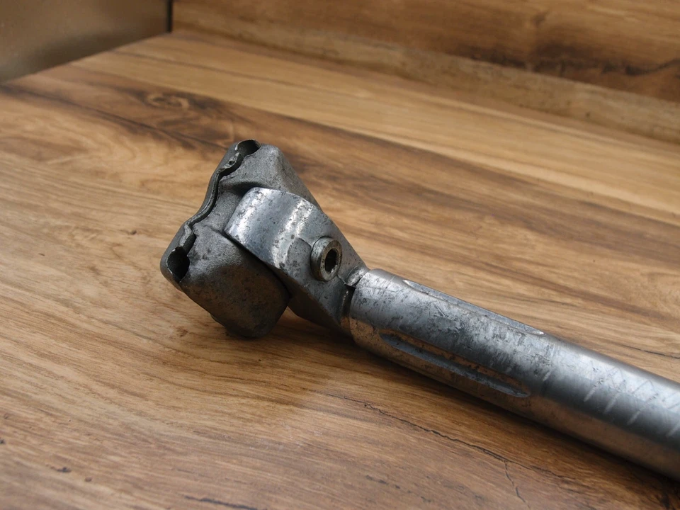 Tija de sillín lisa de aleación de aluminio años 80 ITM hecha en Italia para bicicleta de carretera 26,6 mm Foto 4 de 4