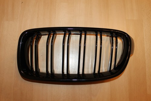 Kühlergrill links Doppelsteg BMW 3er F30 F31 schwarz glänzend