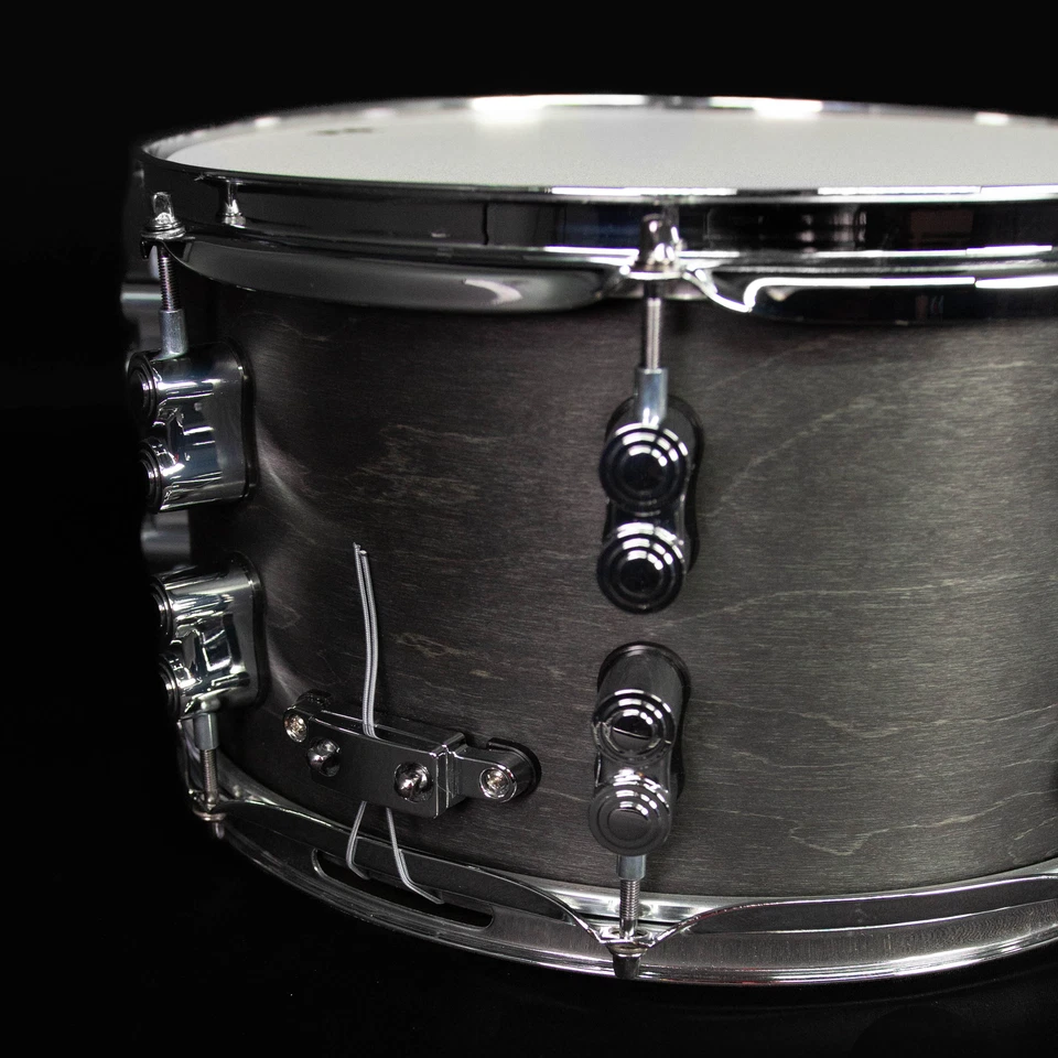 Tambor de arce PDP 13" x 7", acabado de cera negra Foto 4 de 4