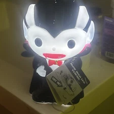 Count Dracula Vampire Blow Mold w/ Light Halloween Decor ? Night Light?