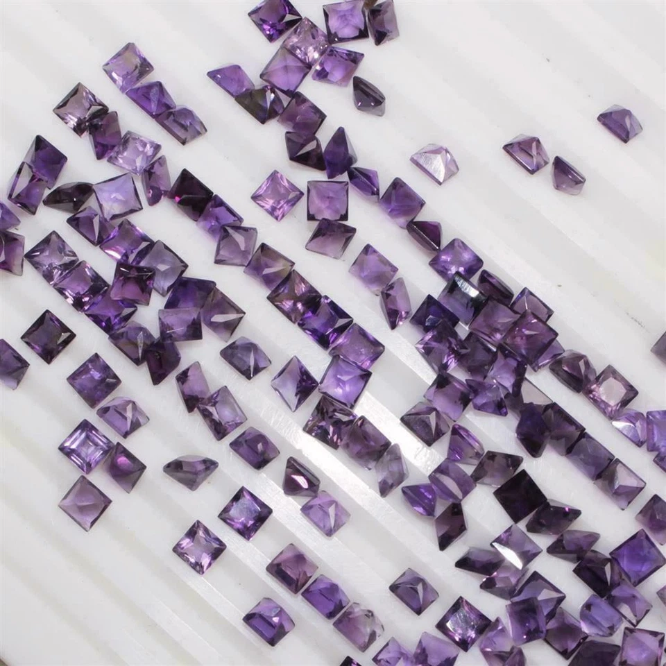Venta al por mayor Lote 4mm Corte Cuadrado Natural Amatista Africana Piedras Preciosas Sueltas Calibradas Foto 3 de 3