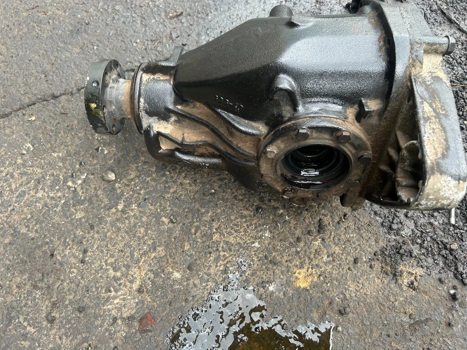 MONTAJE PORTADOR DIFERENCIAL EJE TRASERO BMW OEM E39 740I 94-00 Foto 2 de 4