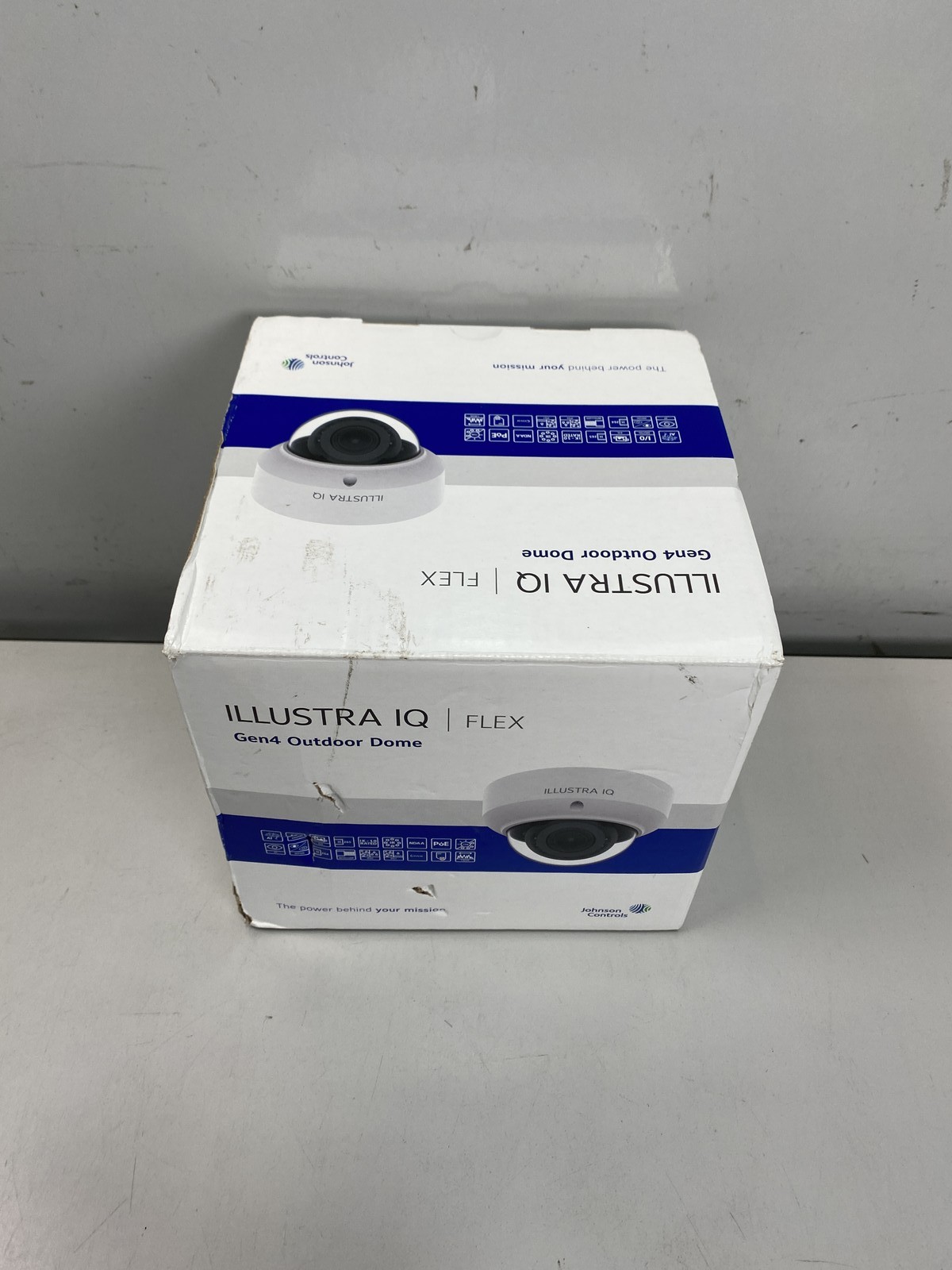 American Dynamics IFS08-D13-OIB4 Dome Security Camera - White