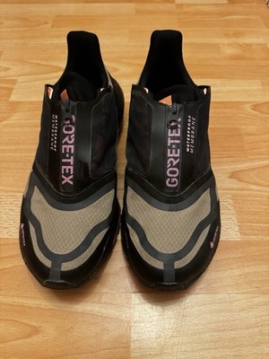 ULTRABOOST 22 GORE-TEX RUNNING SHOES