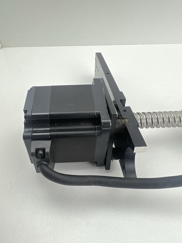 VEXTA ASM66AK Stepper Motor DC 0.98v 2.5A + 15mm SKF Ball Screw And Nut - Picture 3 of 8