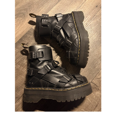 Dr. Martens Jadon Strap Schwarz Leder Plateausohle Schnallen EU 38