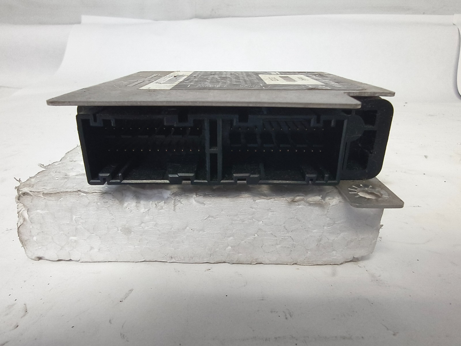 2002 Maserati Spyder Sensor Control Module Unit OEM
