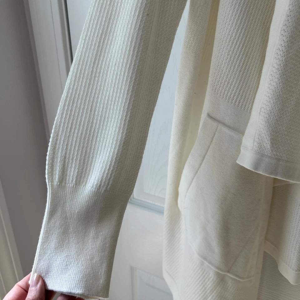 Suéter feminino Donna Karan Black Label creme frente aberta XS/PEQUENO - Imagem 4 de 4