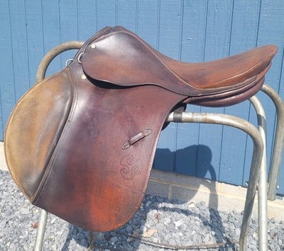 Stubben Siegfried 17.5'' Saddle
