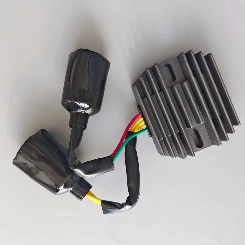 Regulador rectificador 31600-MEL-013 compatible con Honda 2004-2010 CBR 1000RR Foto 4 de 4