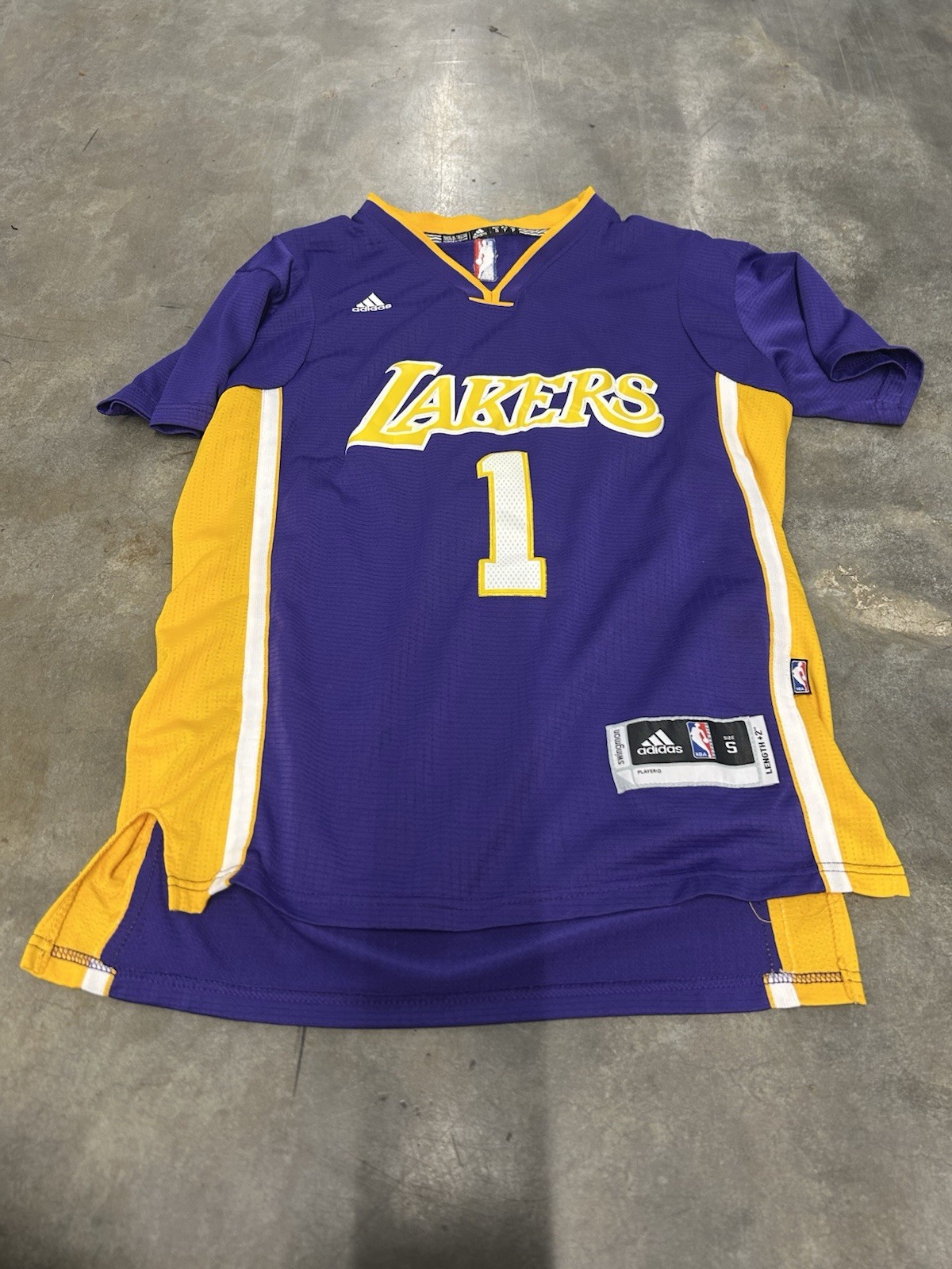Picture 1 of 3