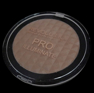 Makeup Revolution PRO ILLUMINATE Highlighter Compact Shimmer Face Makeup SEALED