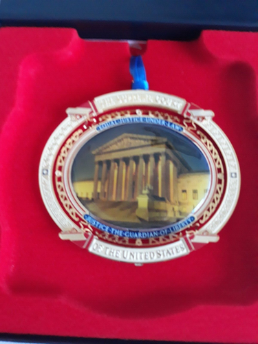 The Supreme Court of the United States Ornament Equal Justice Under Law Boxed - Picture 5 of 15