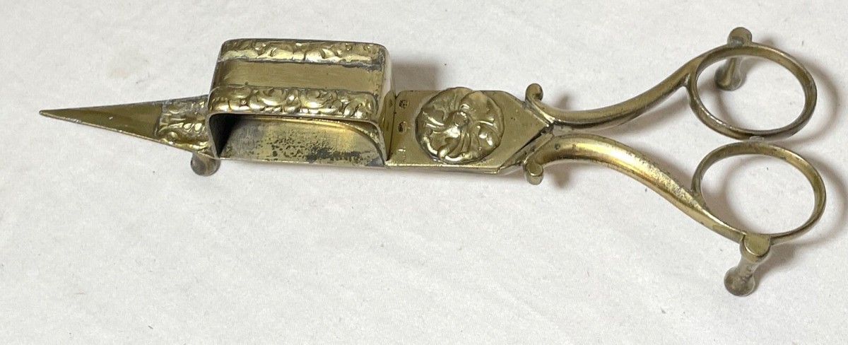 Antique 19th century hallmarked brass Candle Snuffer Wick  display picture 1