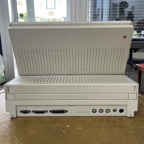 Apple Macintosh Portable mit originaler Tasche - Bild 9 von 10