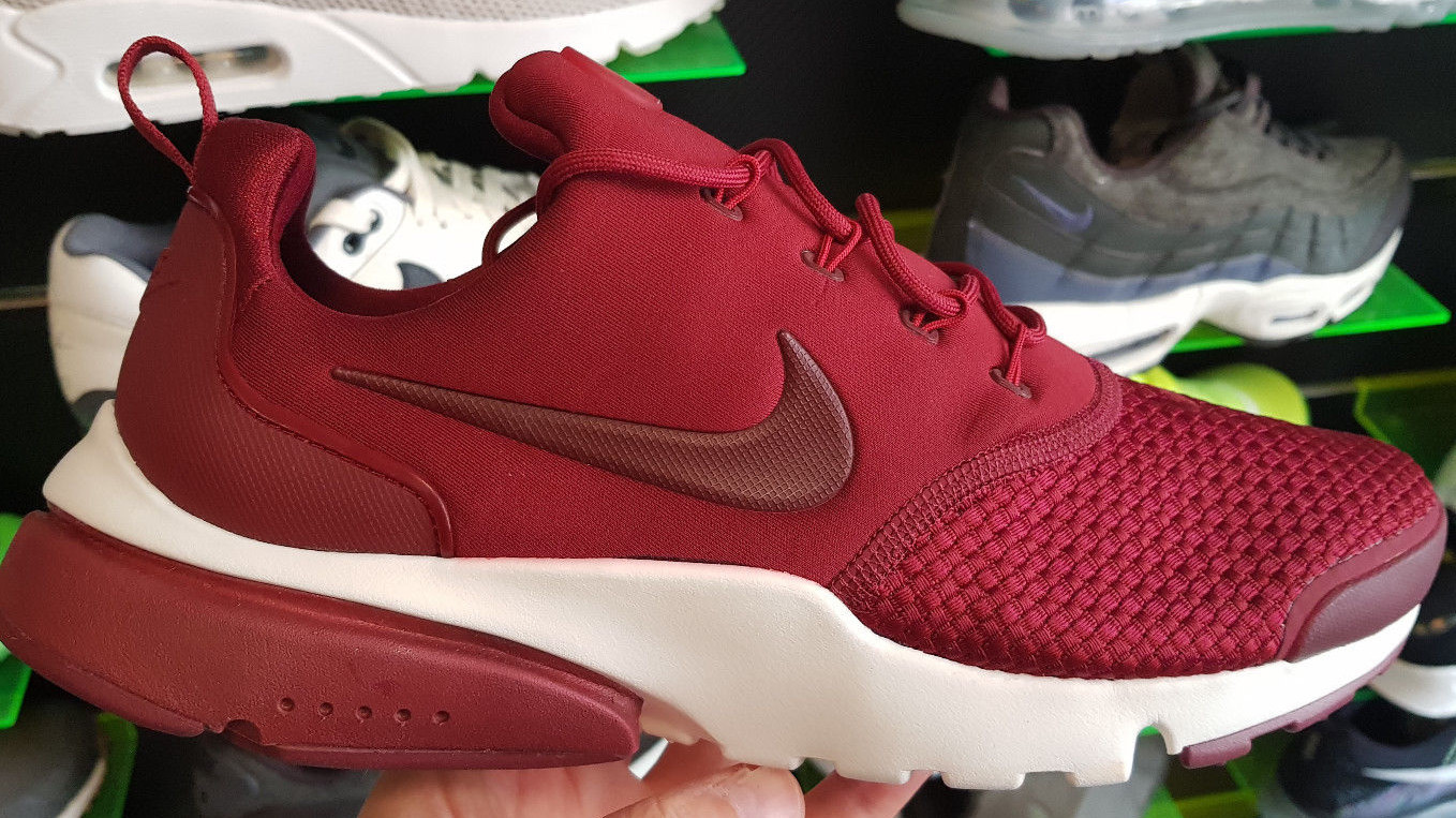 Nike Presto Fly SE Gr 42,5 Team Red/Team Red/Gym NEU SCHUHE Nike Presto Fly SE Gr 42,5 Team Red/Team Red/Gym NEU SCHUHE