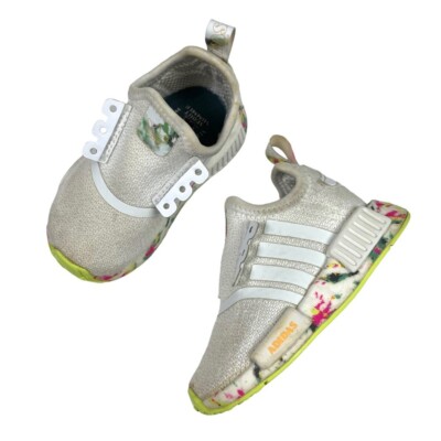Adidas NMD R1 White Summer Toddler Sneakers Size 5 | eBay Adidas NMD R1 White Summer Toddler Sneakers Size 5 | eBay