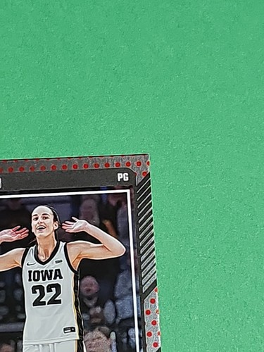 ๐ Rare 2024 Caitlin Clark RC Panini Donruss Exclusive Chrome Red Dot Foil # 13 - Picture 3 of 14