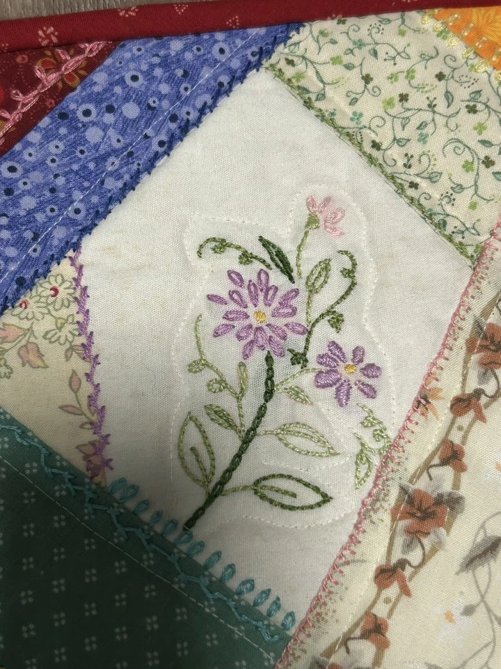 Soporte para maceta colgante bordado floral acolchado loco retazos hecho a mano vintage Foto 3 de 4