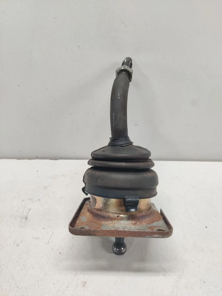 82-91 Chevy GMC S10 S15 Pickup Blazer Transmisión Palanca de cambios Base  Foto 4 de 4