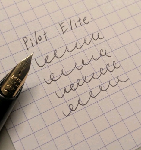 Vintage Pilot Elite Fountain Pen 18K-750 F-Nib Japan Tested with CON-40 - Afbeelding 6 van 7