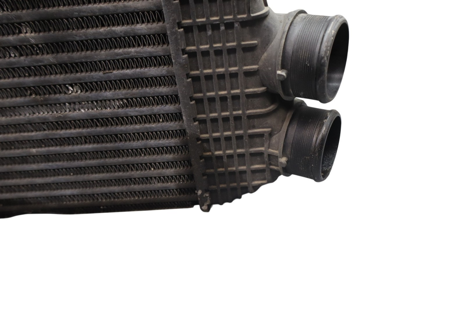 14-20 Maserati Ghibli Front Left Driver Side Intercooler Black 670009834 Oem