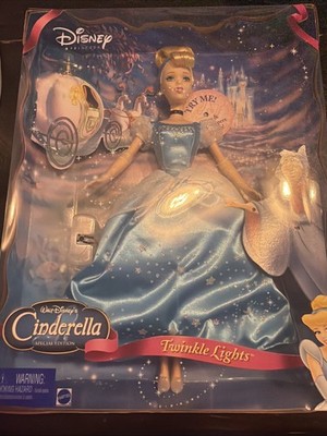 Disney Cinderella Twinkle Lights Doll 2004 Mattel NRFB Box Issue