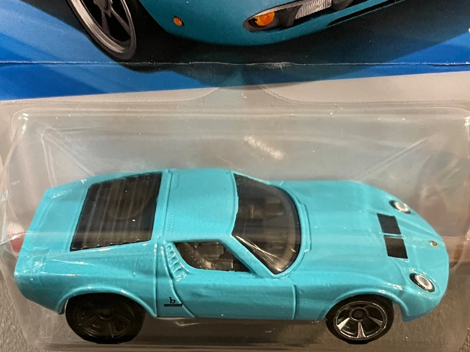 Hot Wheels 2025 *Error rueda trasera* 71 Lamborghini Miura SV Dollar Tree exclusivo Foto 3 de 4