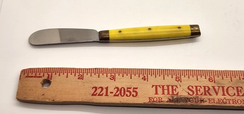 Vtg Yellow Rivet Handle Stainless Steel Butter Cheese Knife - Japan - Picture 5 of 5