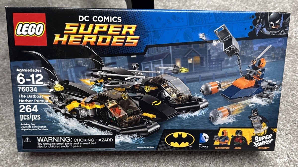 LEGO 76034 DC Comics Super Heroes The Batboat Harbor Pursuit