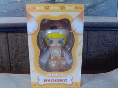 Pop Mart Molly Hugging 1/8 action figure doll NEW | eBay